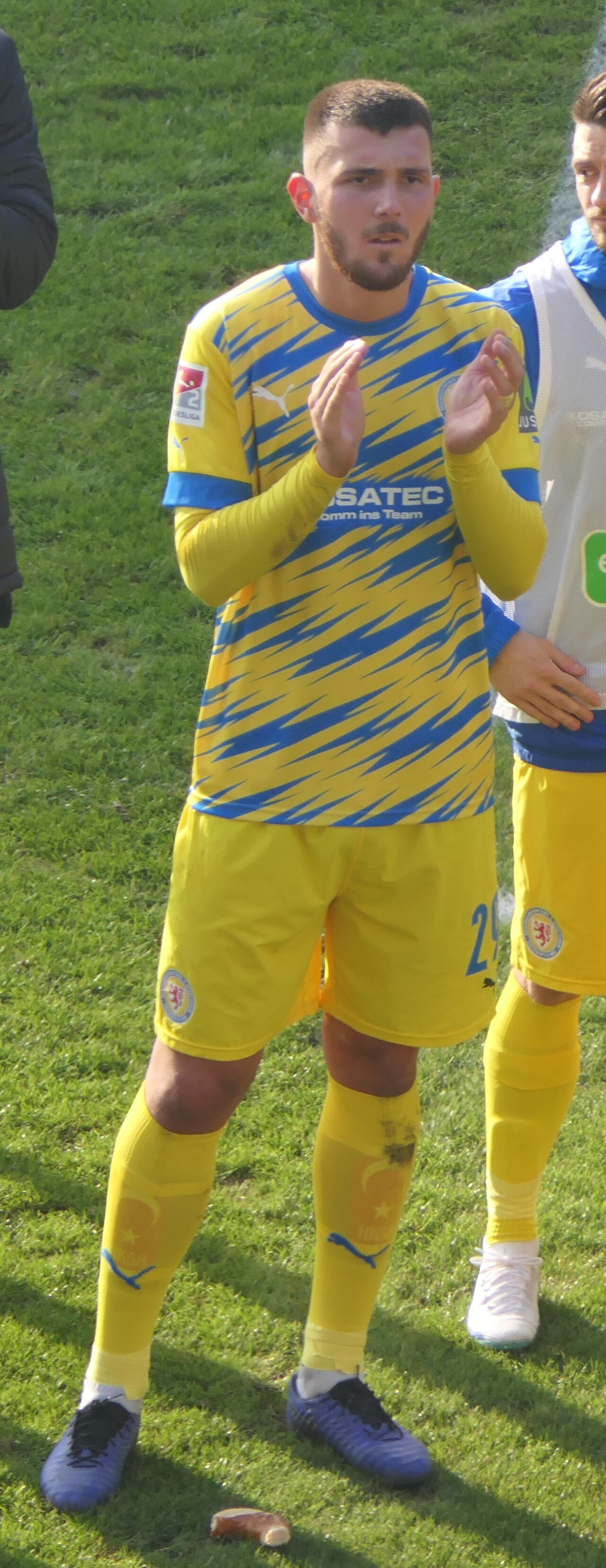 Hasan Kuruçay, joueur de football