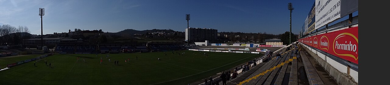 Estádio Municipal 22 de Junho, à Vila Nova de Famalicão