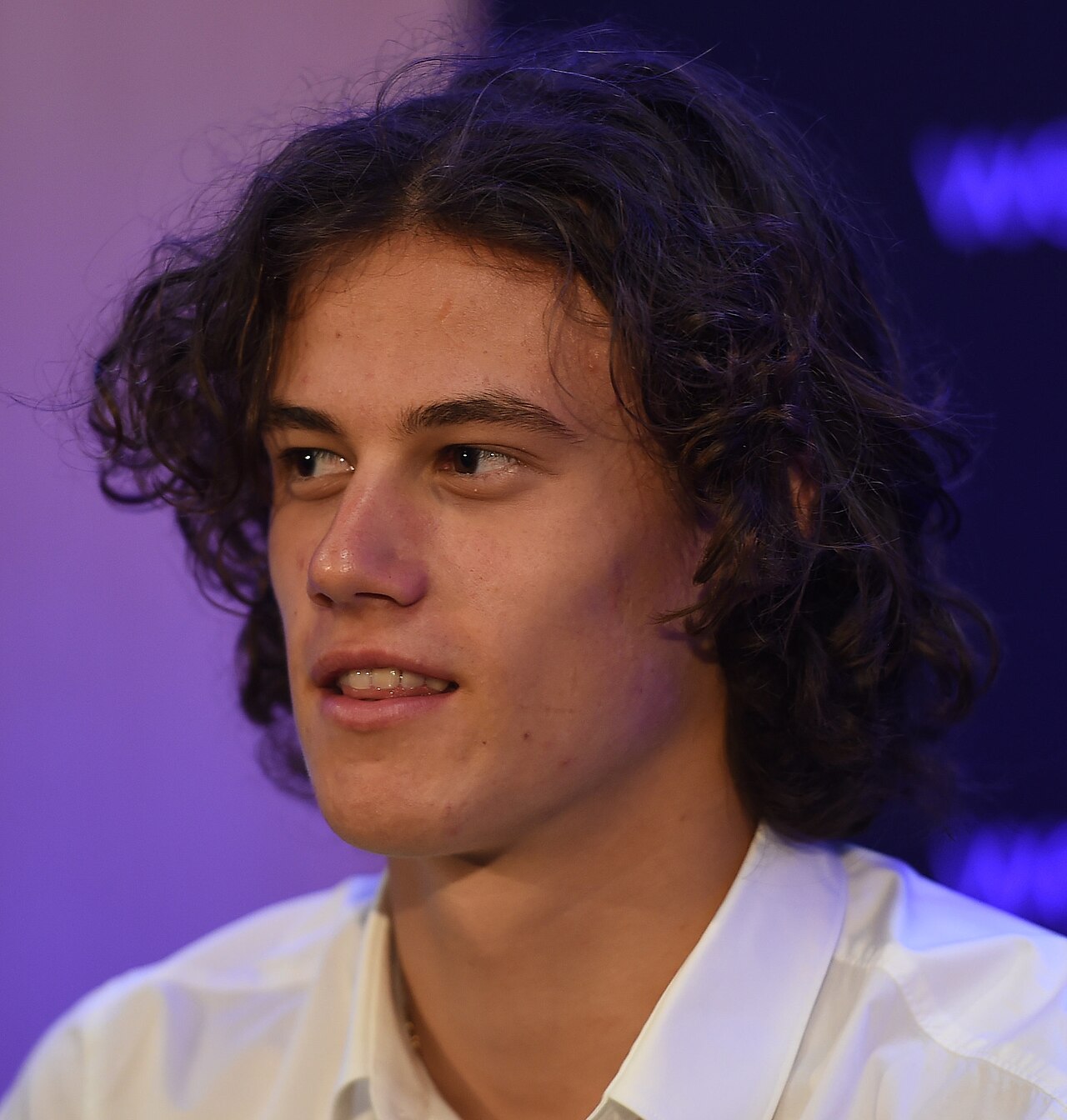 Mile Svilar, joueur de football