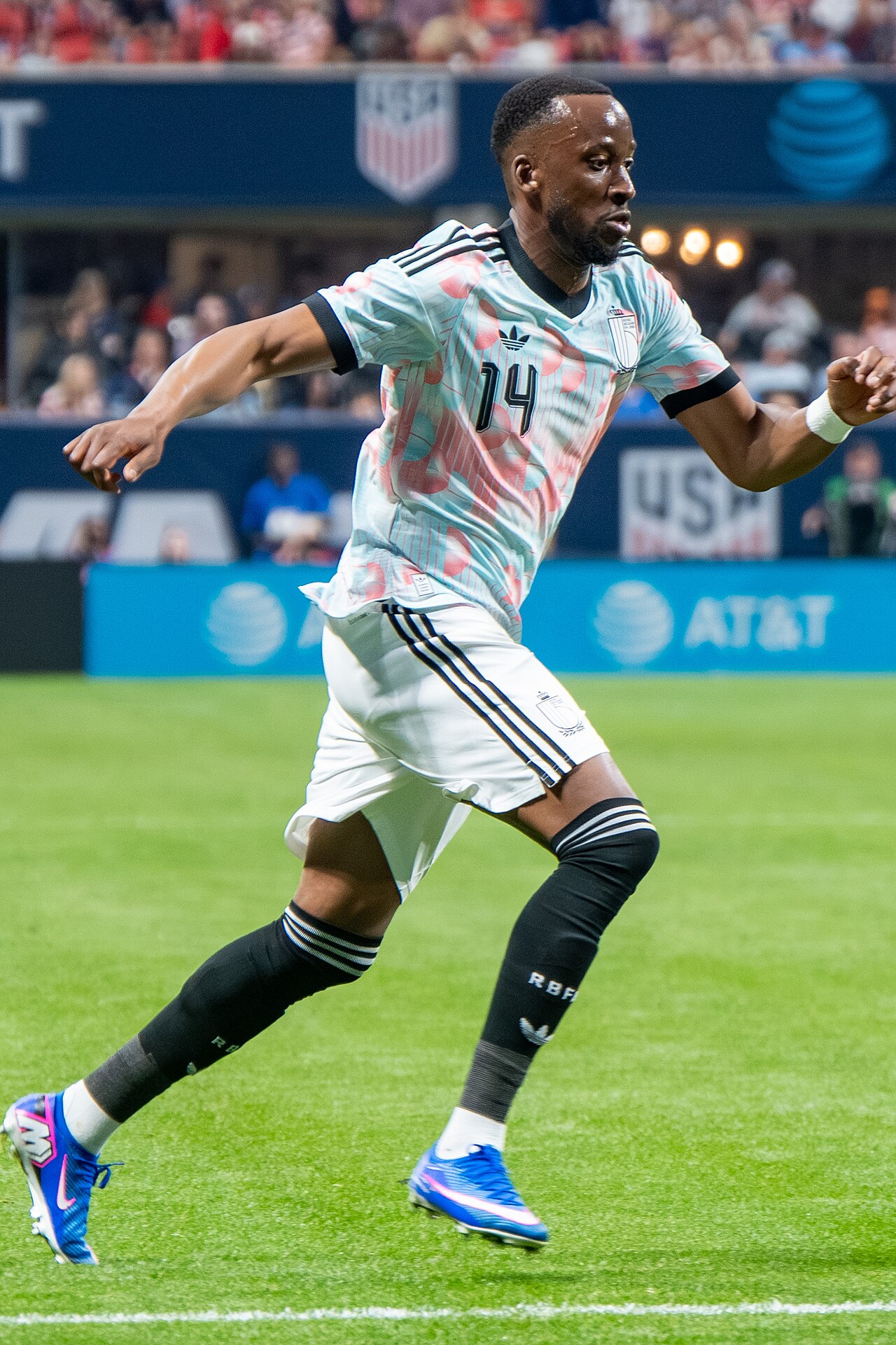 Dodi Lukebakio, joueur de football