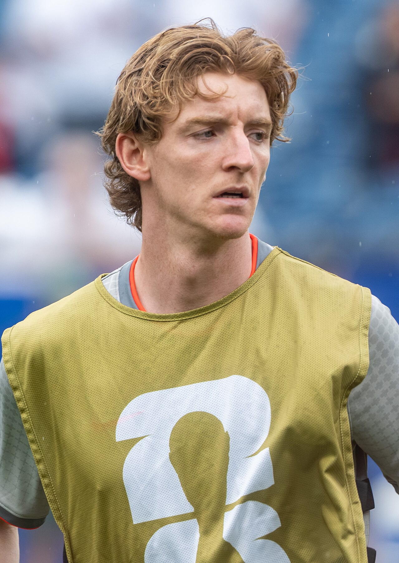Anthony Gordon, joueur de football